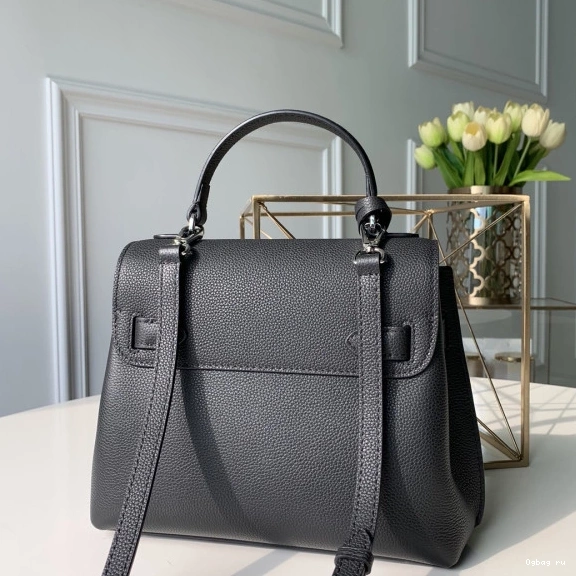 VUITTON EVER BB LOCKME LOUIS 0725